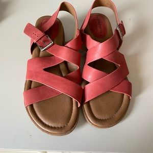 Comfortiva leather flat sandals.